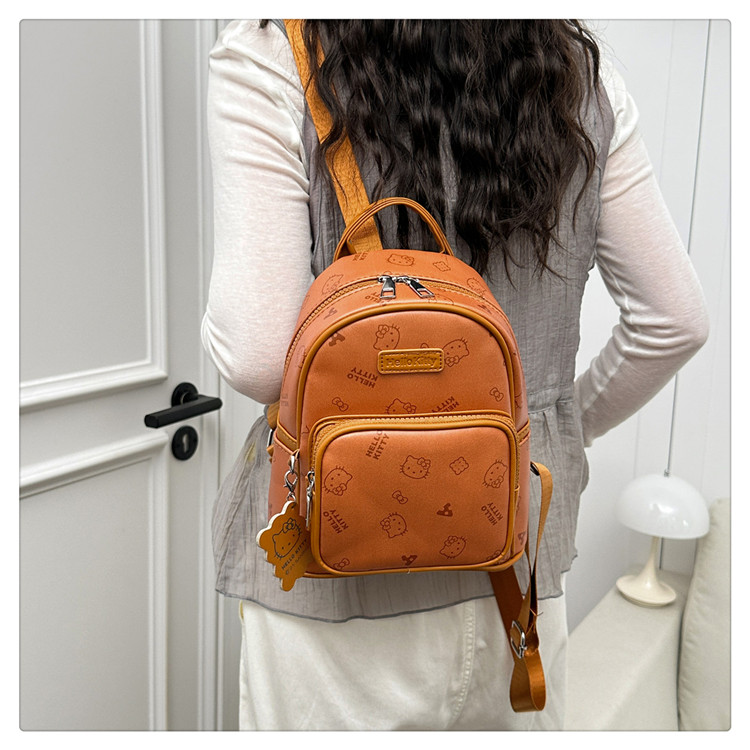 Lucky Coin Chain Bag Interior - JinZe Bags